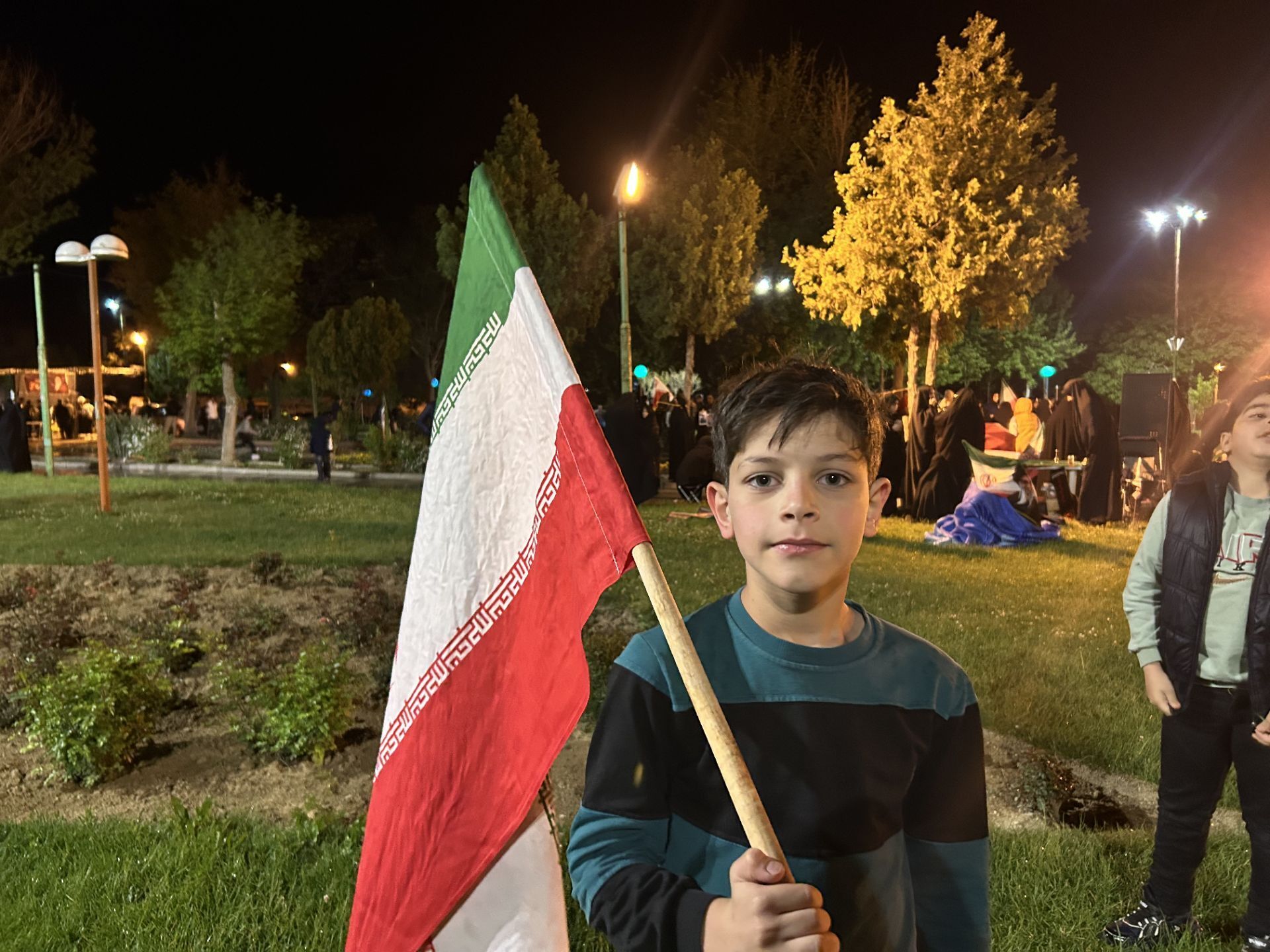 دهه‌نودی‌ها پای کار در تویسرکان