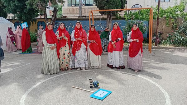 دآا، نام مادر در گویش لری