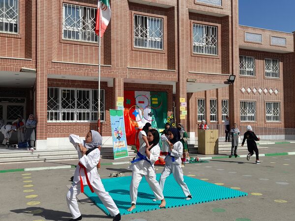 نشاط المپیاد درون مدرسه ای در دبستان پورشهریاری