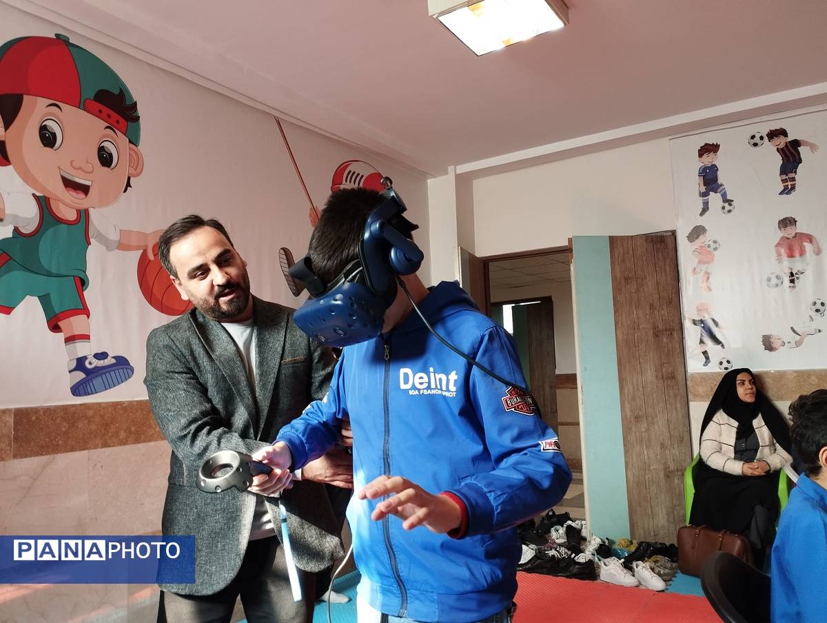 تجربه یادگیری نوین، افتتاح اتاق واقعیت مجازی در مدرسه غیاث‌الدین جمشید کاشانی ملارد 