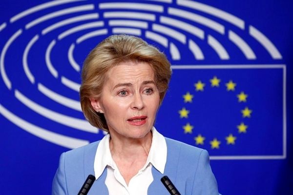 رئیس کمیسیون اروپا: اوکراین نیازمند تضمین‌های امنیتی استوار است