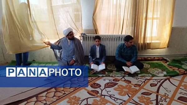 محفل انس با قرآن در مدرسه نمونه الزهرا ( س) یاسوج به‌مناسبت یادبود سیدحسن نصرالله