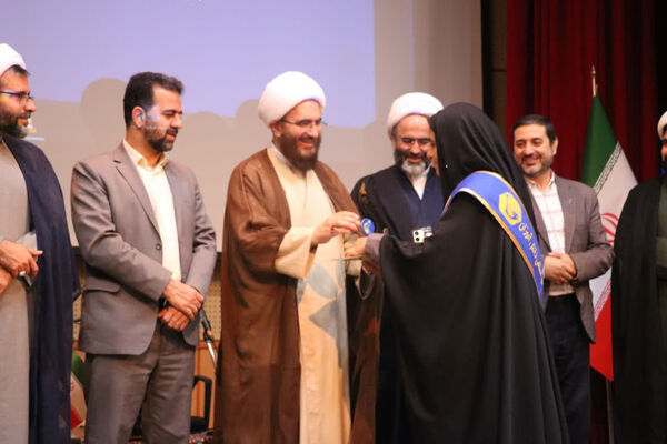 اختتامیه و تقدیر از برگزیدگان سیزدهمین جشنواره مدرسه انقلاب در قم