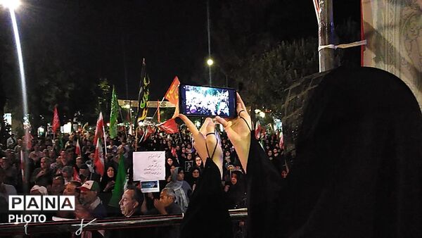 حماسه سازی مردم نیشابور در حسینیه امام خمینی (ره)
