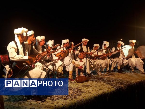 تجلی وحدت مردم شیعه و سنی تربت‌جام در جشن میلاد پیامبر اکرم (ص) 