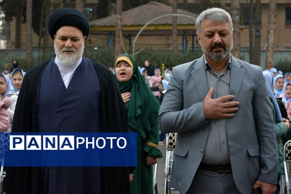 حضور خادمان رضوی در مدرسه قدر بهارستان‌دو