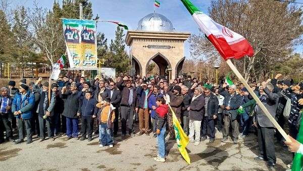 راهپیمایی پرشور ۲۲ بهمن در جلگه رخ 