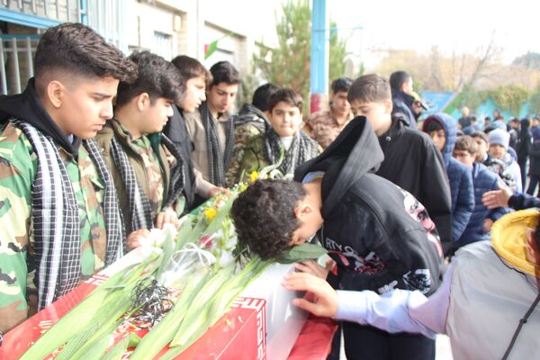 بدرقه ستاره گمنام فاطمی در مدارس ناحیه‌۴ تبریز