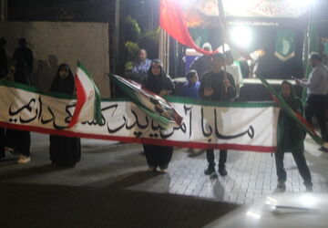 حضور حماسی نوجوانان در پاتوق نوجوان مبارز