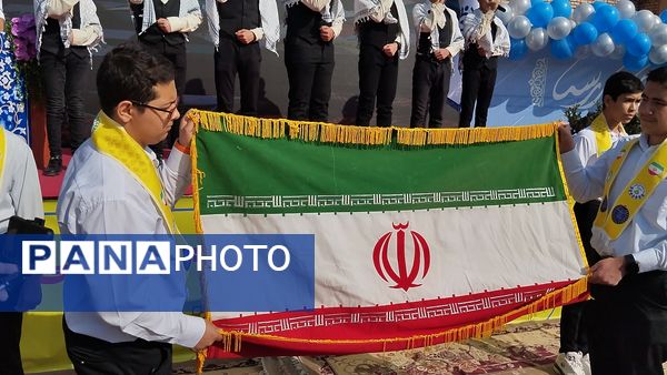  جشن جوانه‌ها در دبیرستان پسرانه متوسطه اول میرزا حسن افشار ناحیه 7 مشهد