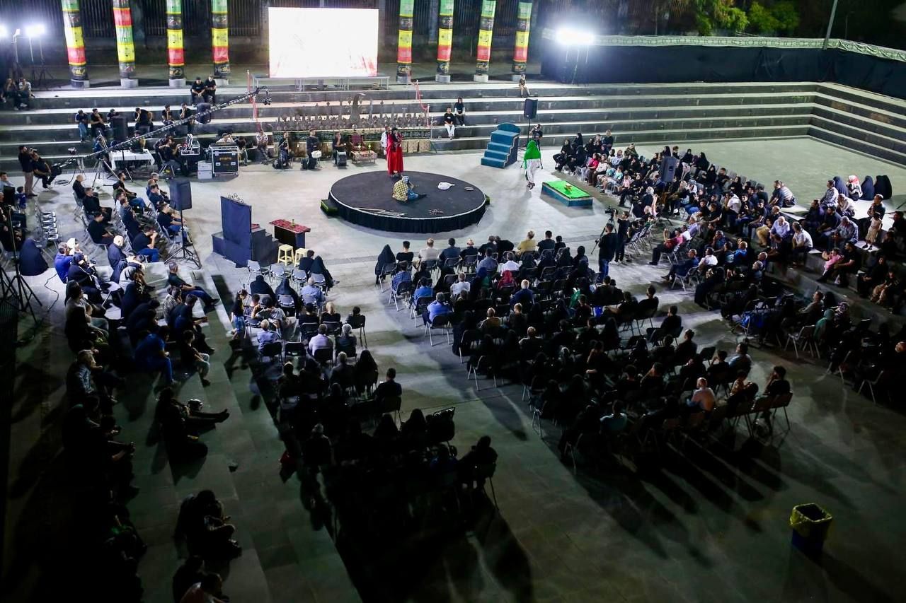 در شرایط کم‌رنگ شدن تعزیه در پایتخت، اجرای مجالس شبیه نور اقدامی ارزشمند است