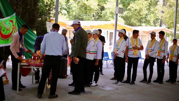 روز اول پیش اردوی ملی پیشتازان پسر سازمان دانش‌آموزی آذربایجان شرقی