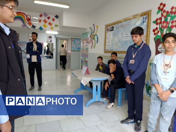  انتخابات شورای دانش‌آموزی در دبیرستان سما شهرستان کاشمر 