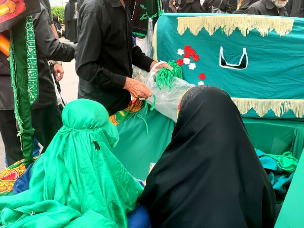 اجتماع عاشوراییان در میدان طالقانی قائمشهر