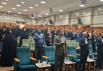 دست در دست هم برای پیشرفت