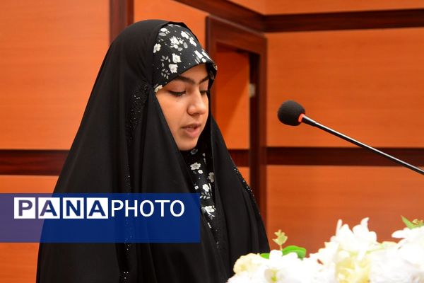 اختتامیه جشنواره ریحانه درسالن سجادیه بهارستان ۲