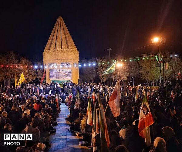 ای چراغ عرشیان، خورشید رخسار شما
