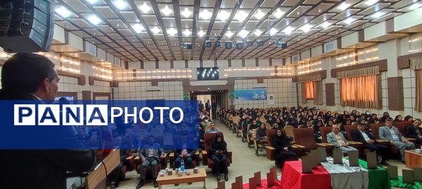 همایش بزرگ تجلیل از منتخبین المپیادهای علمی در دانشگاه آزاد شهرستان شیروان