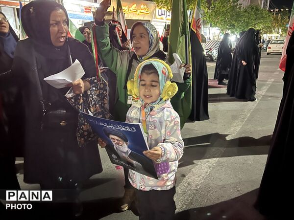 تجمع و راهپیمایی پرشور مردم ساوجبلاغ 