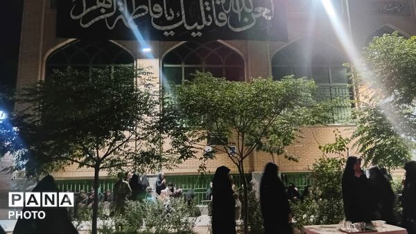 شب نود و هشتم شکوه حضور مردم در پیاده‌روی معنوی قاسم‌آباد