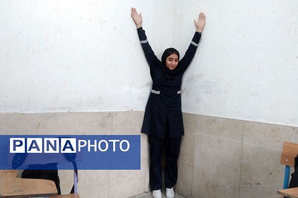 اجرای مانور زلزله و ایمنی در مدارس ناحیه 3 شیراز 