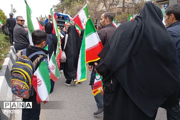 روز قدس با پویش کوله‌پشتی فرشته‌ها در شیراز