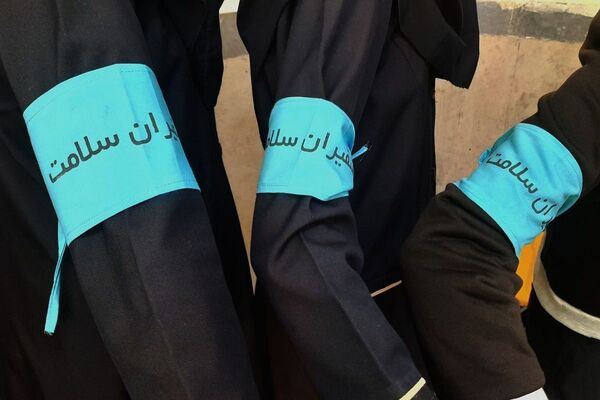 مانور زلزله در دبیرستان پروین اعتصامی 