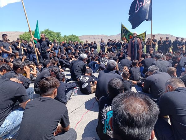 عاشورای حسینی در آشخانه و ۷۲ دیگ غذای نذری