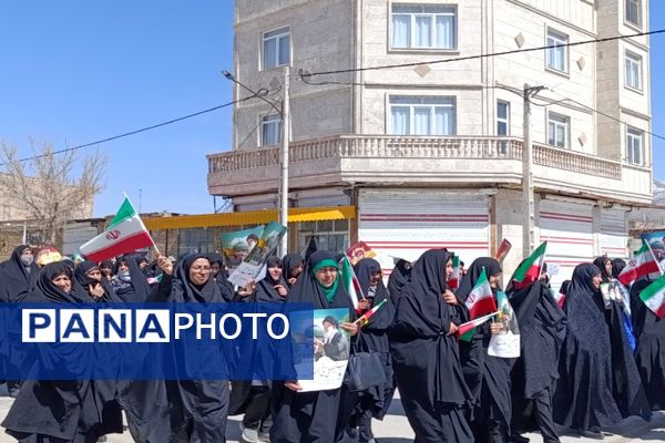 حضور پرشور مردم شهر تیتکانلو در راهپیمایی روز قدس 