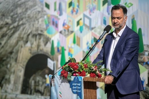  باید انسان‌هایی متعهد، اخلاق‌مدار و مسئولیت‌پذیر برای آینده کشور تربیت کنیم