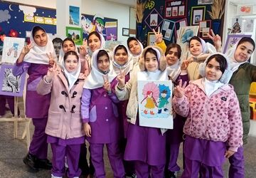 برگزاری نمایشگاه نقاشی در دبستان حاج عباس صفرپور شهرکرد