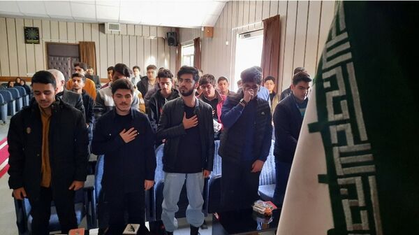 اولین نشست روسای تشکل‌های دانش‌آموزی مدارس سمپاد استان در دبیرستان فرزانگان ۲دوره دوم ناحیه۷ مشهد 