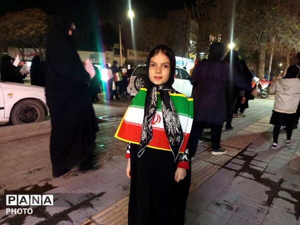 حرکت دسته عزاداری درسومین شب شهادت امام خامنه ای از پنجراه تا مسجد جامع