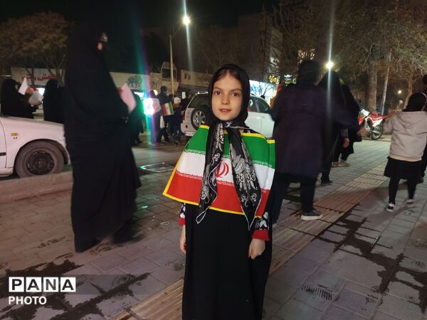 حرکت دسته عزاداری درسومین شب شهادت امام خامنه ای از پنجراه تا مسجد جامع