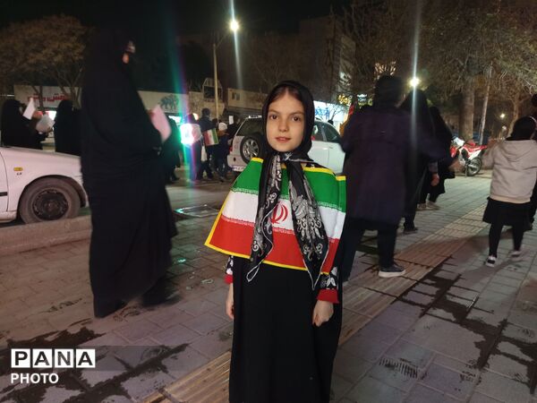 حرکت دسته عزاداری درسومین شب شهادت امام خامنه ای از پنجراه تا مسجد جامع