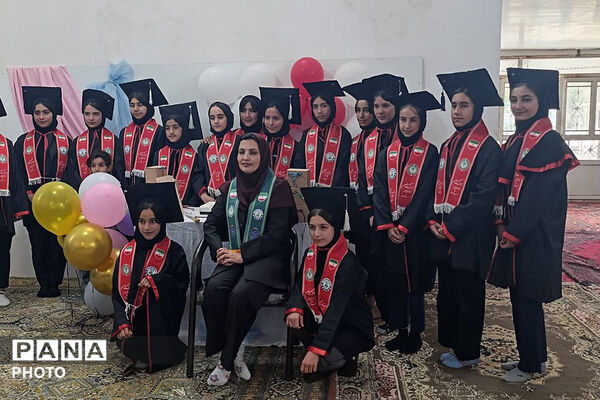 طلوع مهارت‌ها در جشن فارغ‌التحصیلی دانش‌آموزان دبستان دهگاه