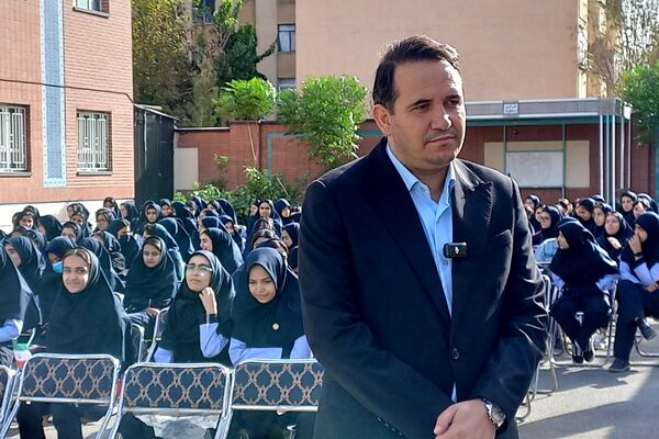 مراسم آغاز سال تحصیلی و نواختن زنگ مقاومت