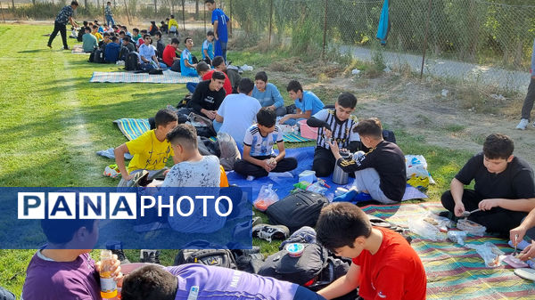 صبحانه سالم دبیرستان نمونه دولتی پژوهش آشخانه 