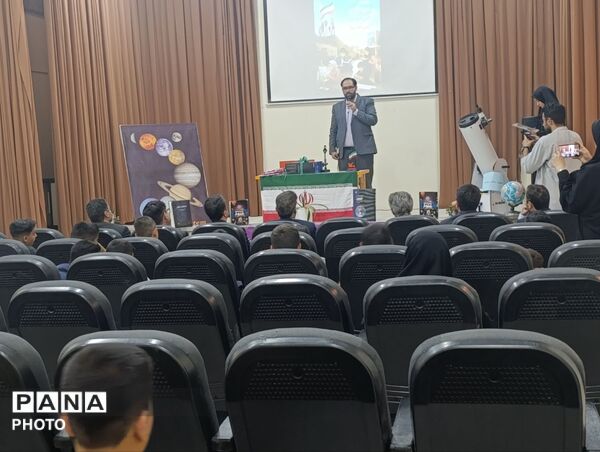 افتتاح نخستین آسمان‌نمای دیجیتال سیار کانون پرورش فکری همدان در کبودراهنگ