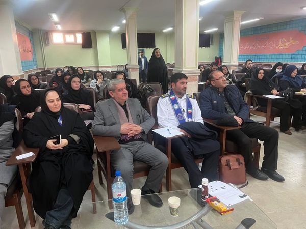 دوره توانمندسازی معاونان و مربیان پیشتاز ناحیه‌یک تبریز