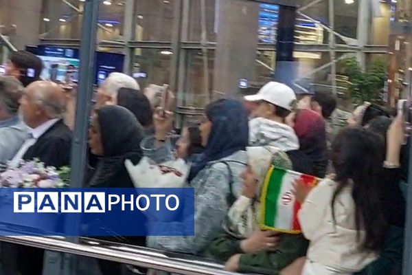 مراسم استقبال از کاروان ورزشی دانش‌آموزی «امید ایران» به میزبانی ناحیه دو شهرری 