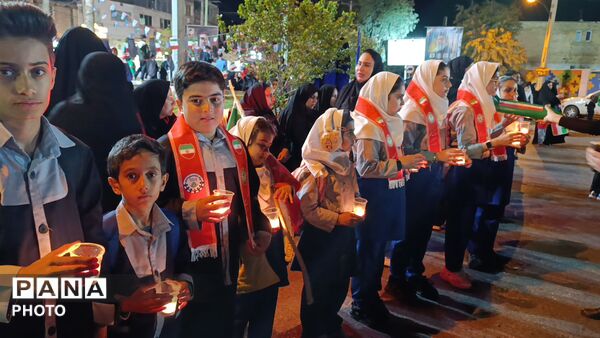 چهلمین روز شهادت دانش آموزان مدرسه میناب 
