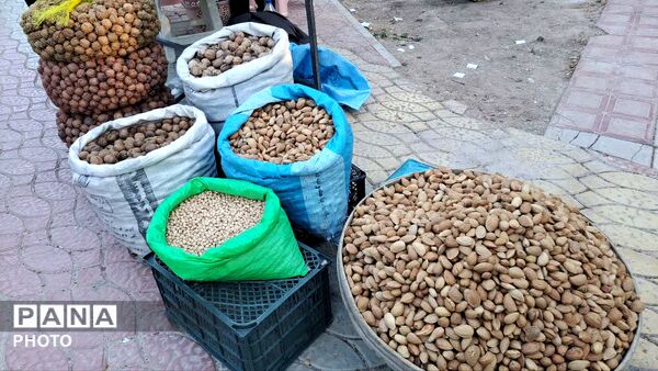 نمایشگاه تخصصی محصولات ارگانیک و صنایع دستی در بوستان لاله شهر کهک