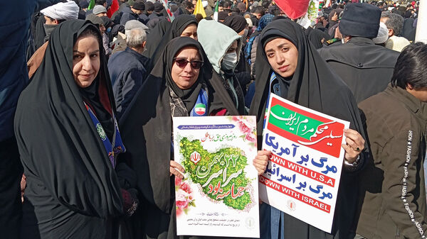 راهپیمایی ۲۲ بهمن ماه در شهر مشهد مقدس