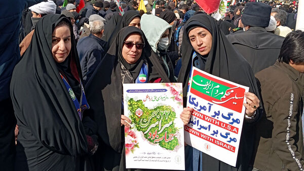 راهپیمایی ۲۲ بهمن ماه در شهر مشهد مقدس