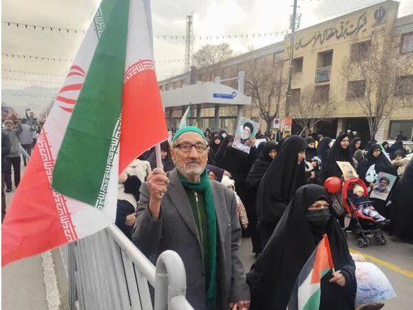 مراسم تشیع نمادین پیکر شهید سید حسن نصرالله در مشهد