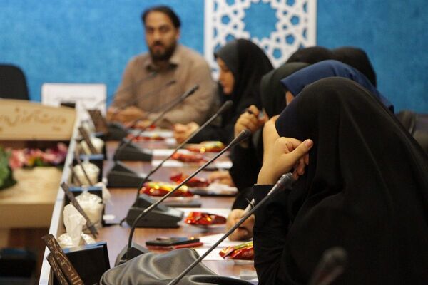 جلسه هماهنگی پویش سفیران اربعین در بهارستان‌دو 