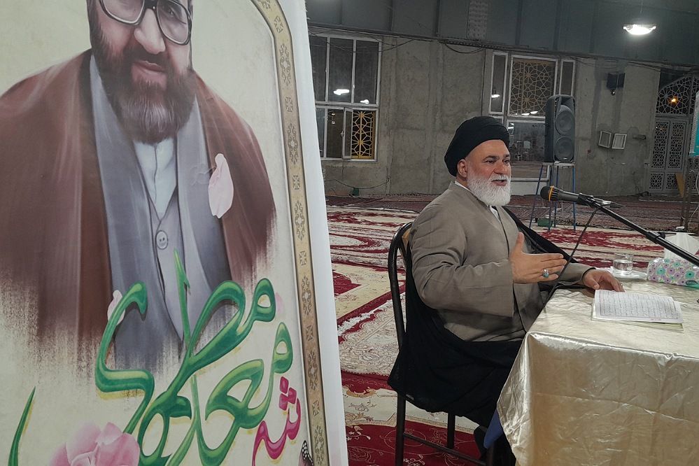 گردهمایی فعالان فرهنگی به‌مناسبت گرامیداشت مقام معلم در ناحیه دو بهارستان 