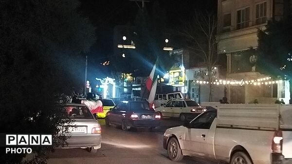 رژه ماشینی در بلوار فضل نیشابور 