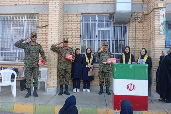 نیرویی خستگی ناپذیر که گام‌هایش همیشه محکم و استوار است 